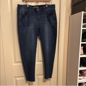 Democracy Blue Ankle Cropped Skinny Jeans Size 16W